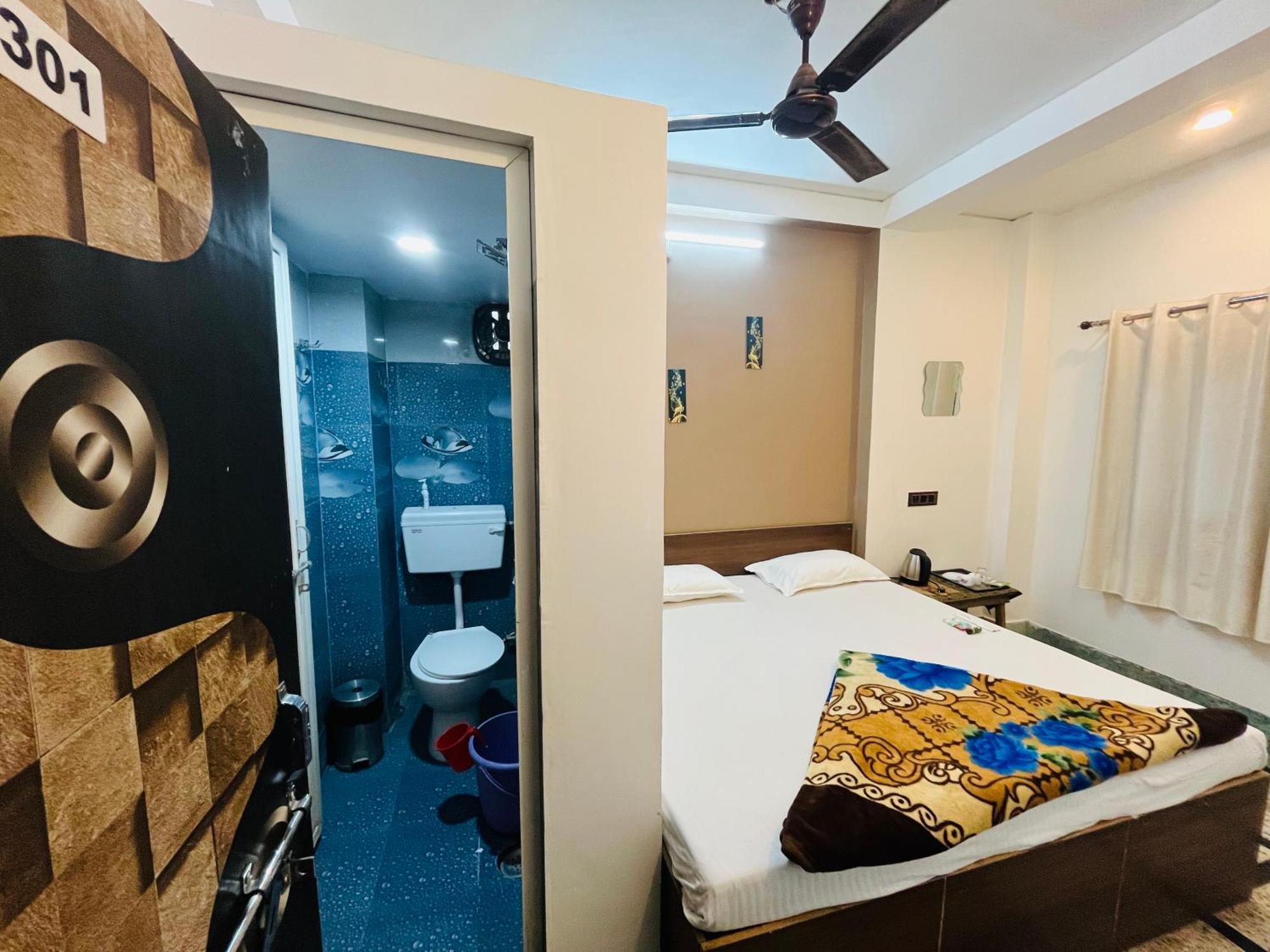 Ganga Guest House Benares Buitenkant foto