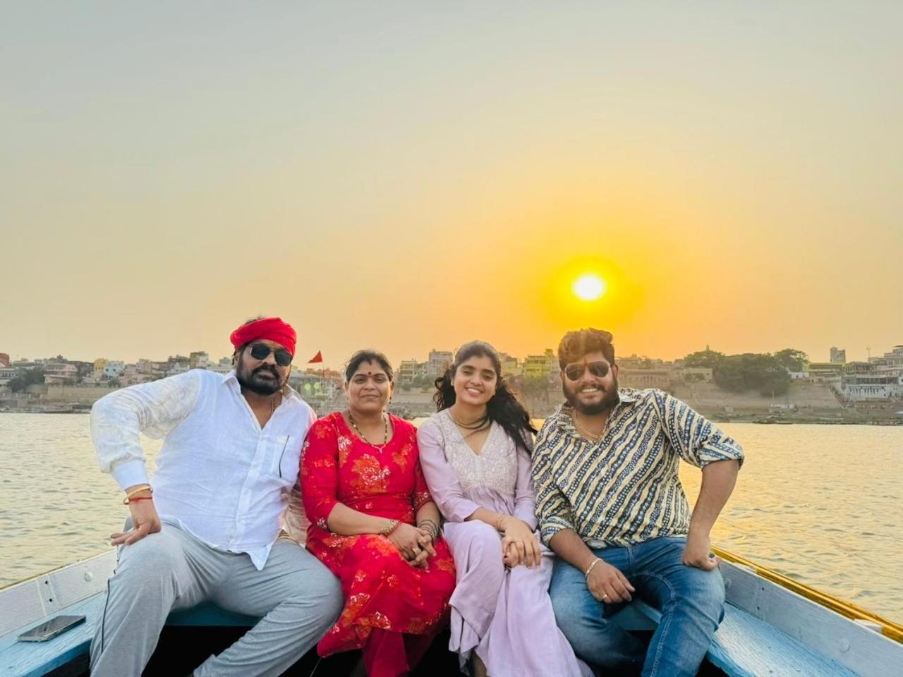 Ganga Guest House Benares Buitenkant foto